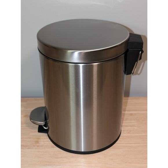Stainless Steel 2.5 Gallon Step-On Bathroom Waste Basket w/ Plastic Liner Pail - Picture 2 of 12